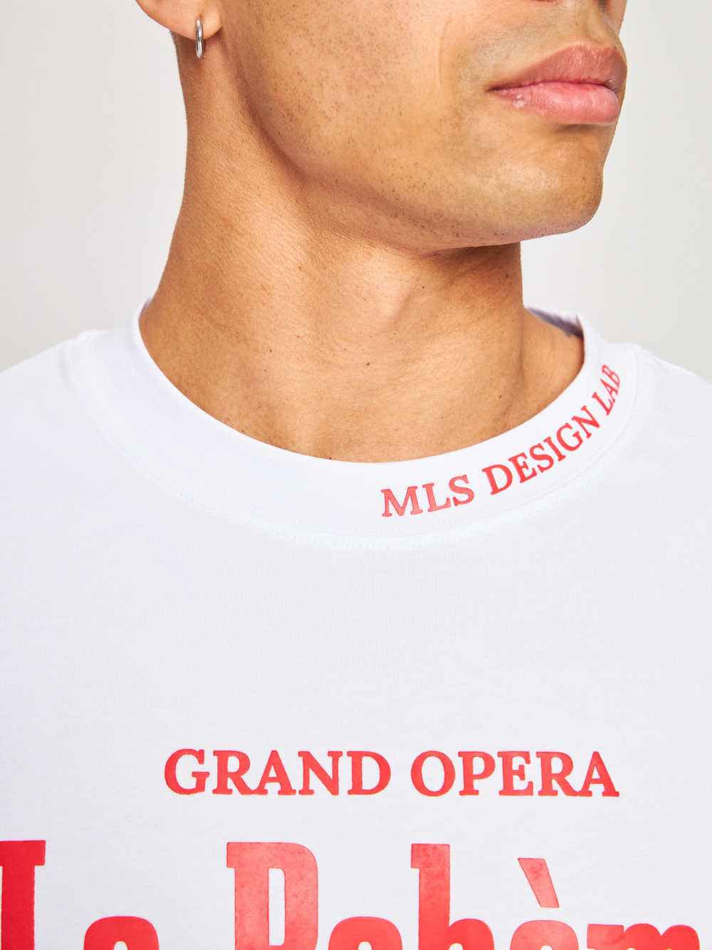 Футболка LA BOHEMA