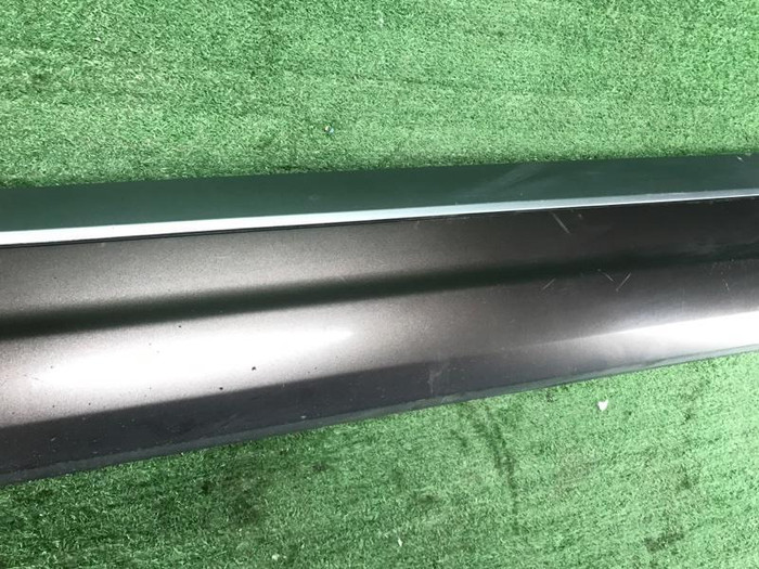 Накладка двери передняя левая Audi Q7 2 (2015-н.в.)