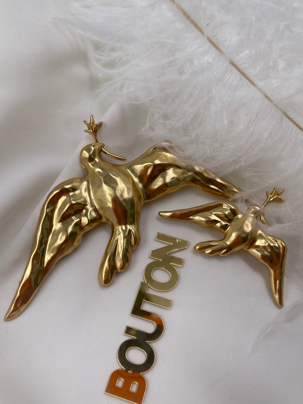 Брошь Скиап. ласточка в золоте