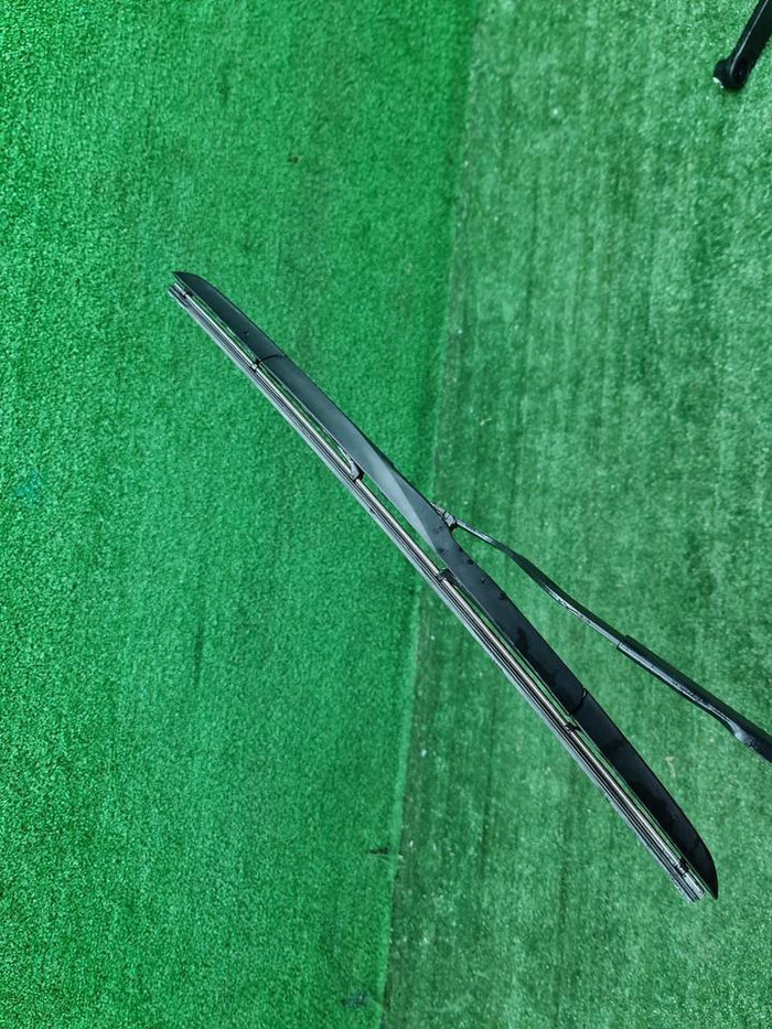 Поводок дворника Комплект Kia Carnival 4 (2020-н.в.)