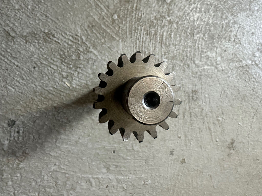 Вал отбора мощности (6 шлиц) Т-25