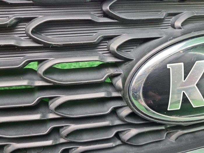 Решетка радиатора KIA Sorento 2 XM (2012-2021)