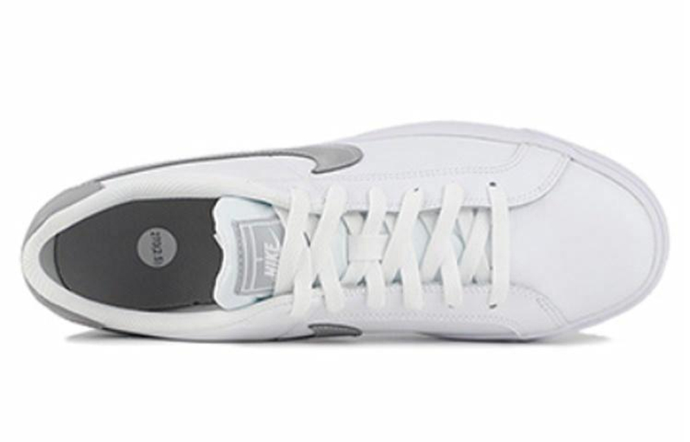 Кроссовки Nike Court Royale
