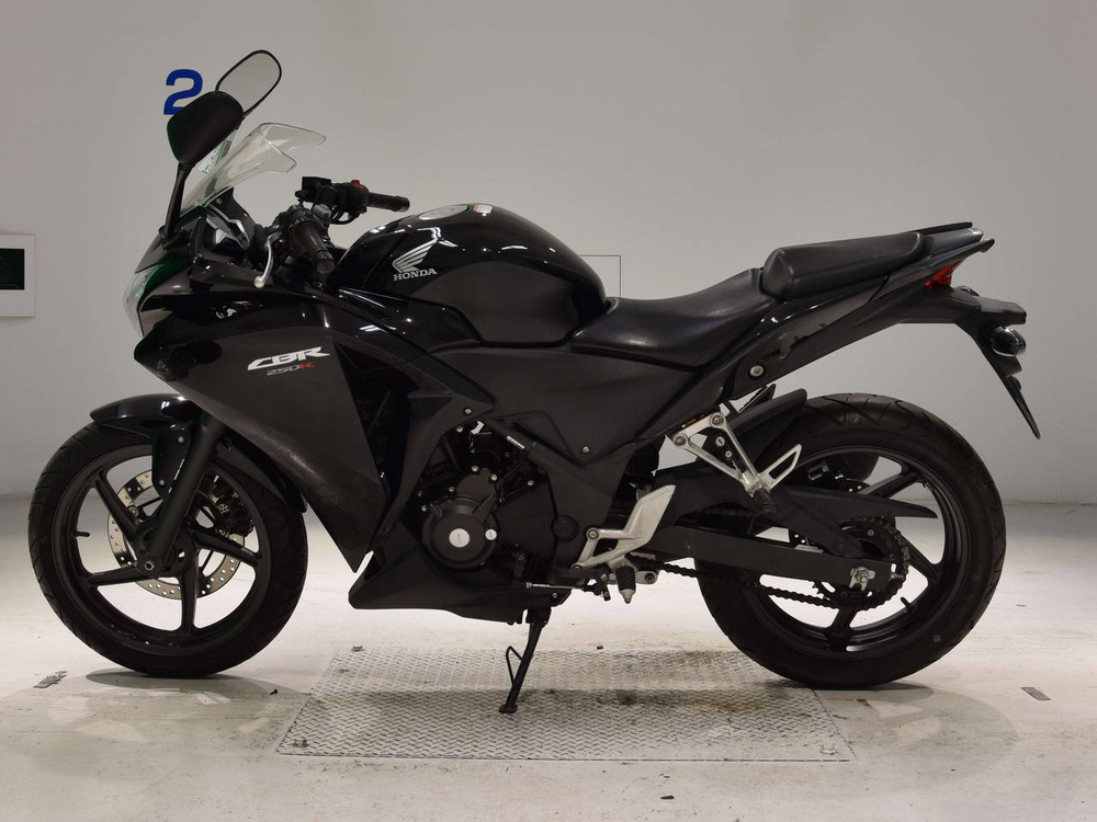 Honda CBR250R