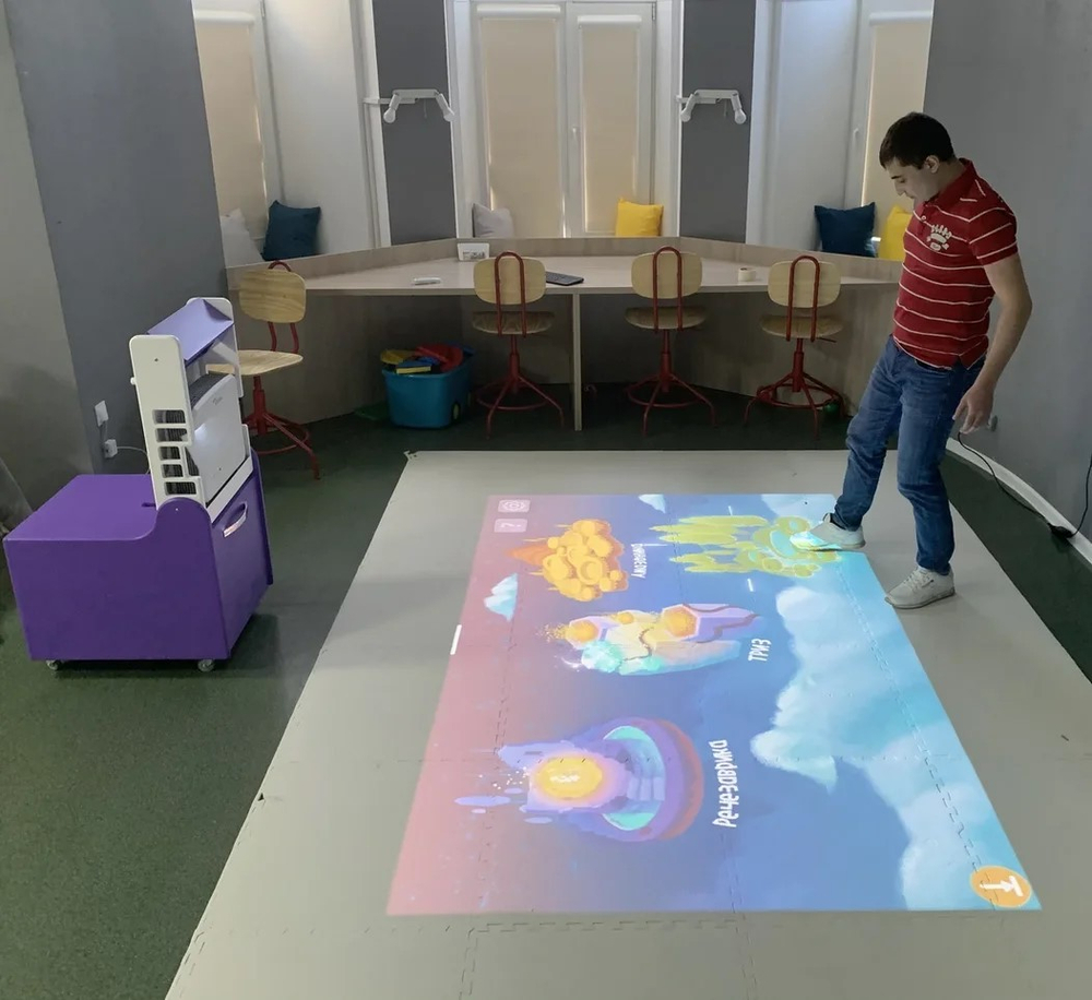 Интерактивный образовательный комплекс Мобильный Magium интерактивный пол и подвижные занятия Играй и развивайся