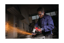 Угловая шлифмашина Milwaukee AGV 15-125 XC 4933428120