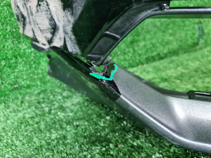 Юбка переднего бампера Lamborghini Urus 2017-2022