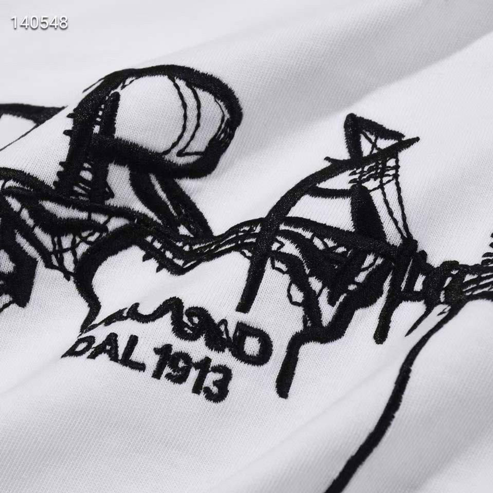 Футболка Prada