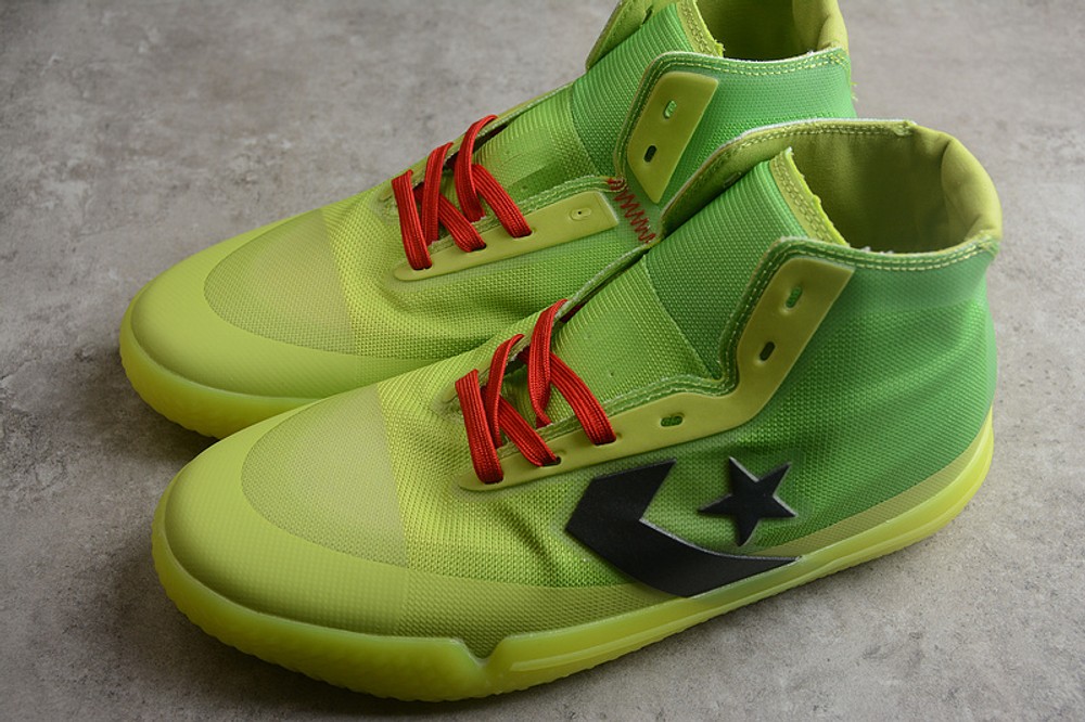 Grinch converse top