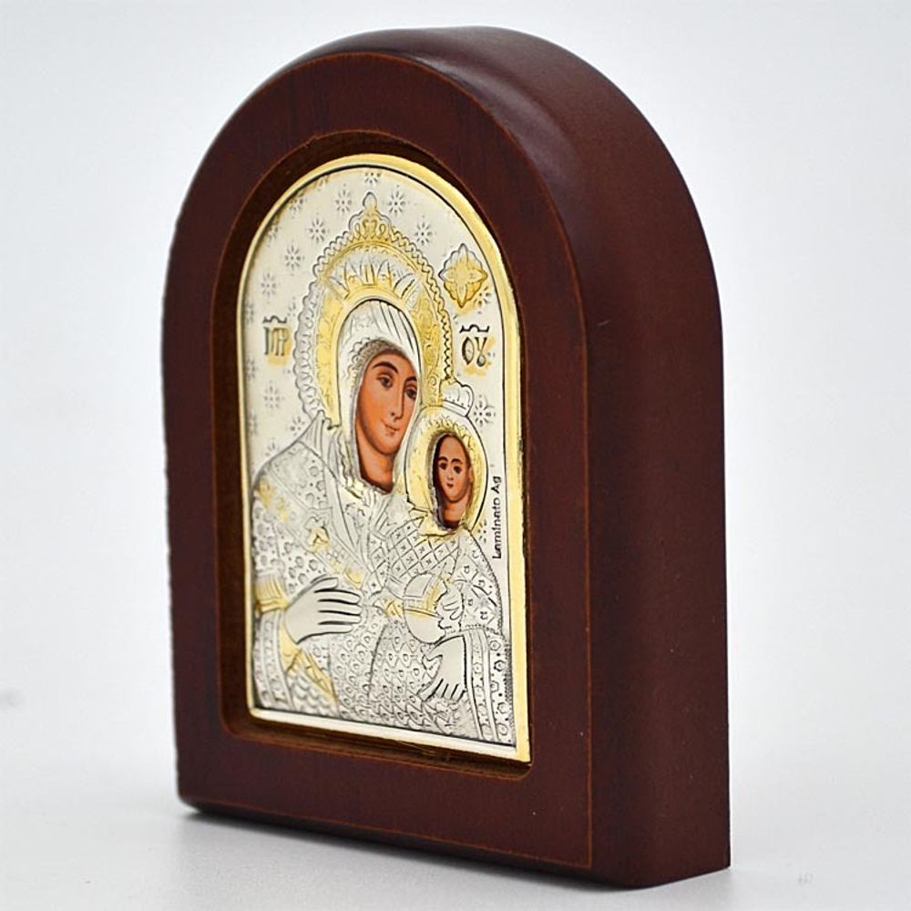 Вифлеемская Матерь. Икона в серебряной ризе.