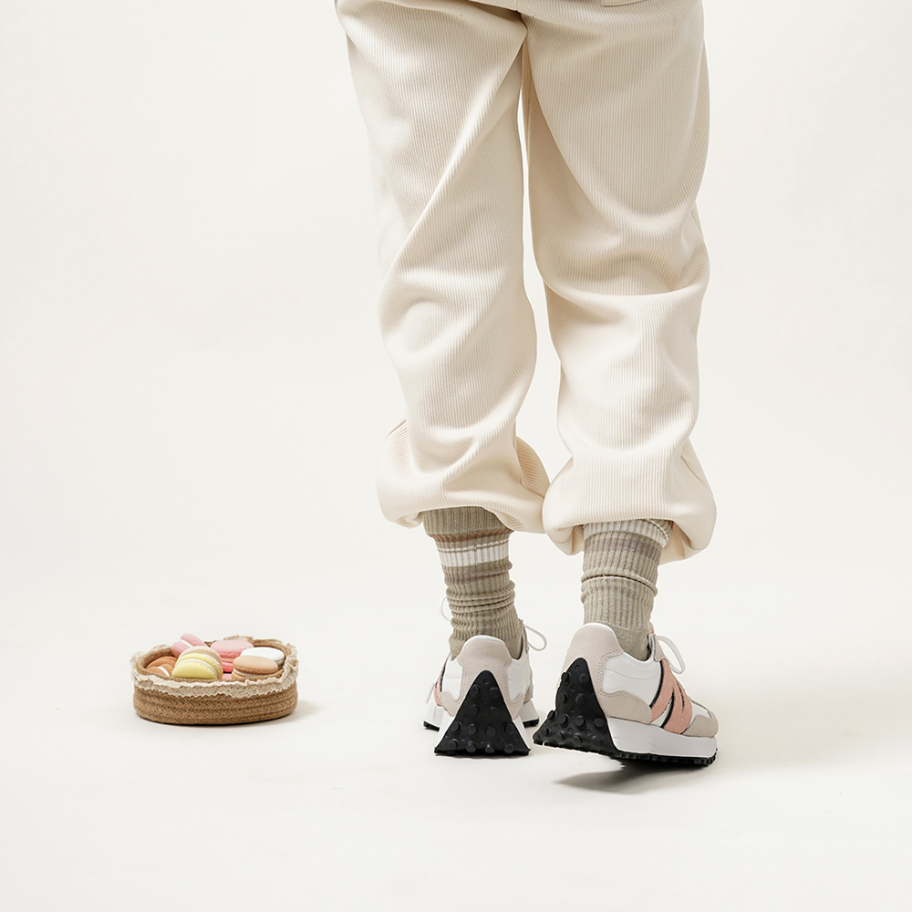 Кроссовки New Balance Nb 327 (Женская размерная сетка)