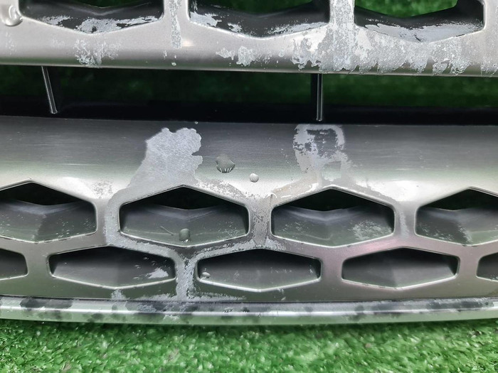 Решетка радиатора Range Rover Evoque 1 (2015-2018)