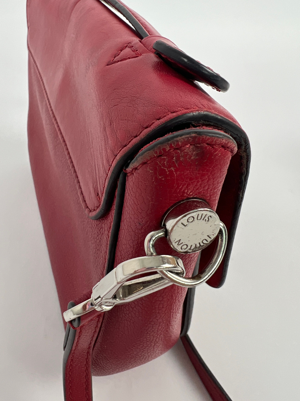 Сумка Louis Vuitton Very Messenger Monogram