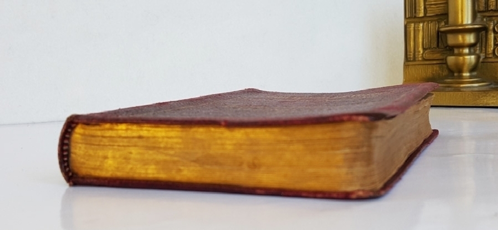 "Справочная книга по бумагопрядению"  1910 г.