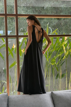 ZARA ПЛАТЬЕ МИДИ СВОБОДНОГО КРОЯ, ЧЕРНЫЙ