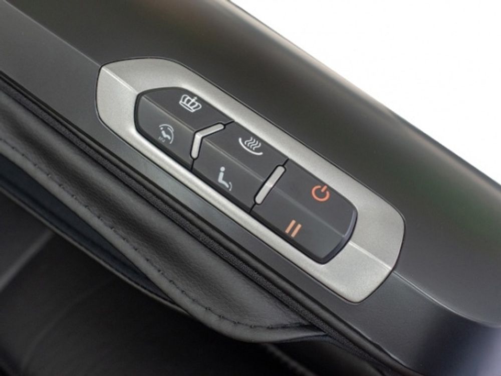 Массажное кресло Bodo Norton Black Домашнее