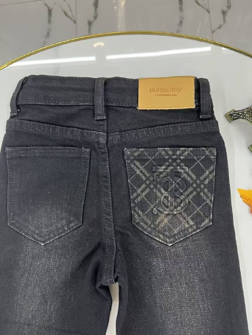 Детские джинсы Burberry