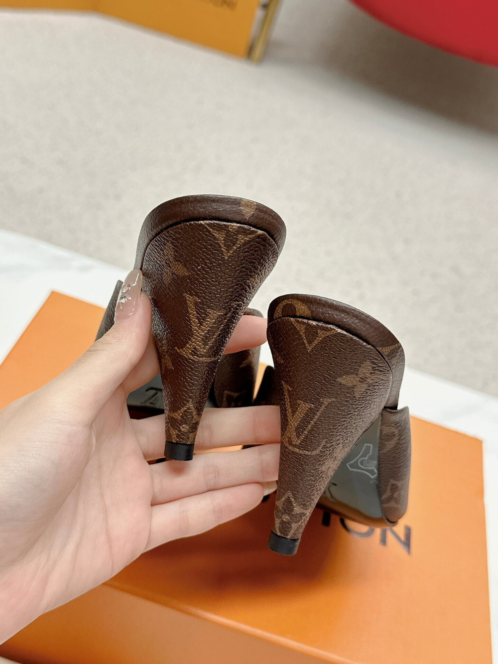 Louis Vuitton Super Mule