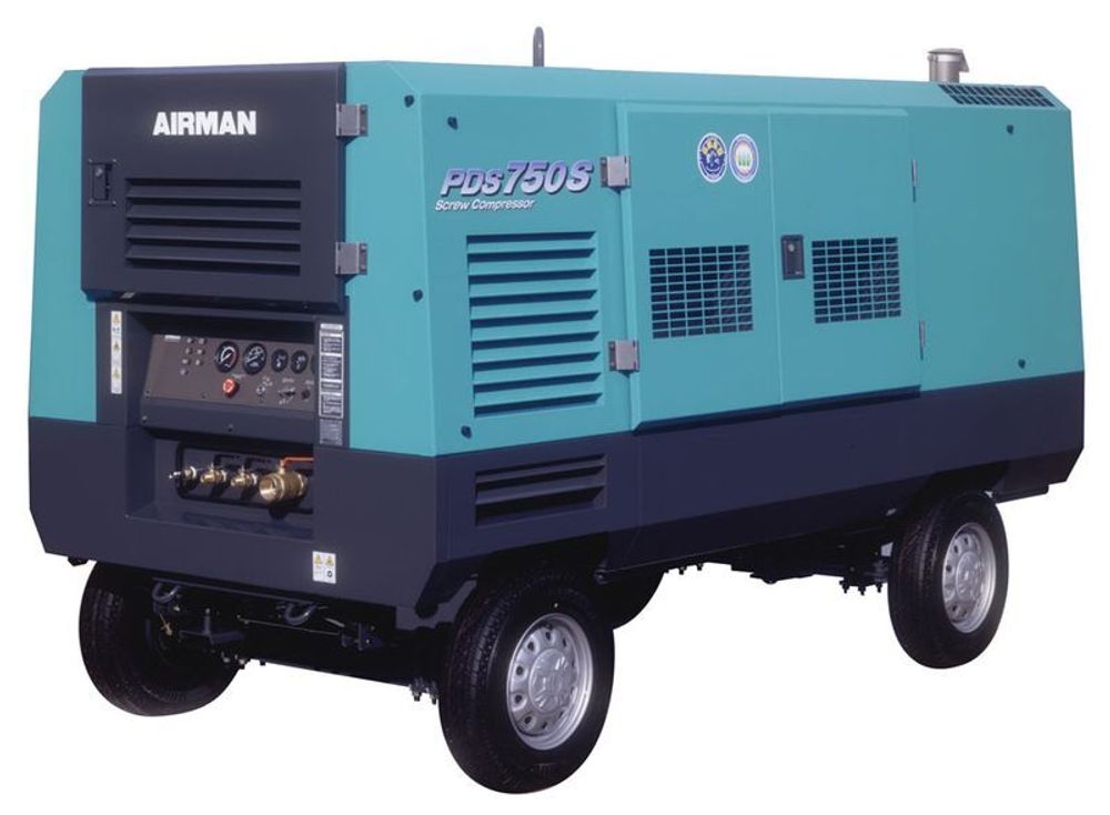 Винтовой компрессор Airman PDS750S на шасси