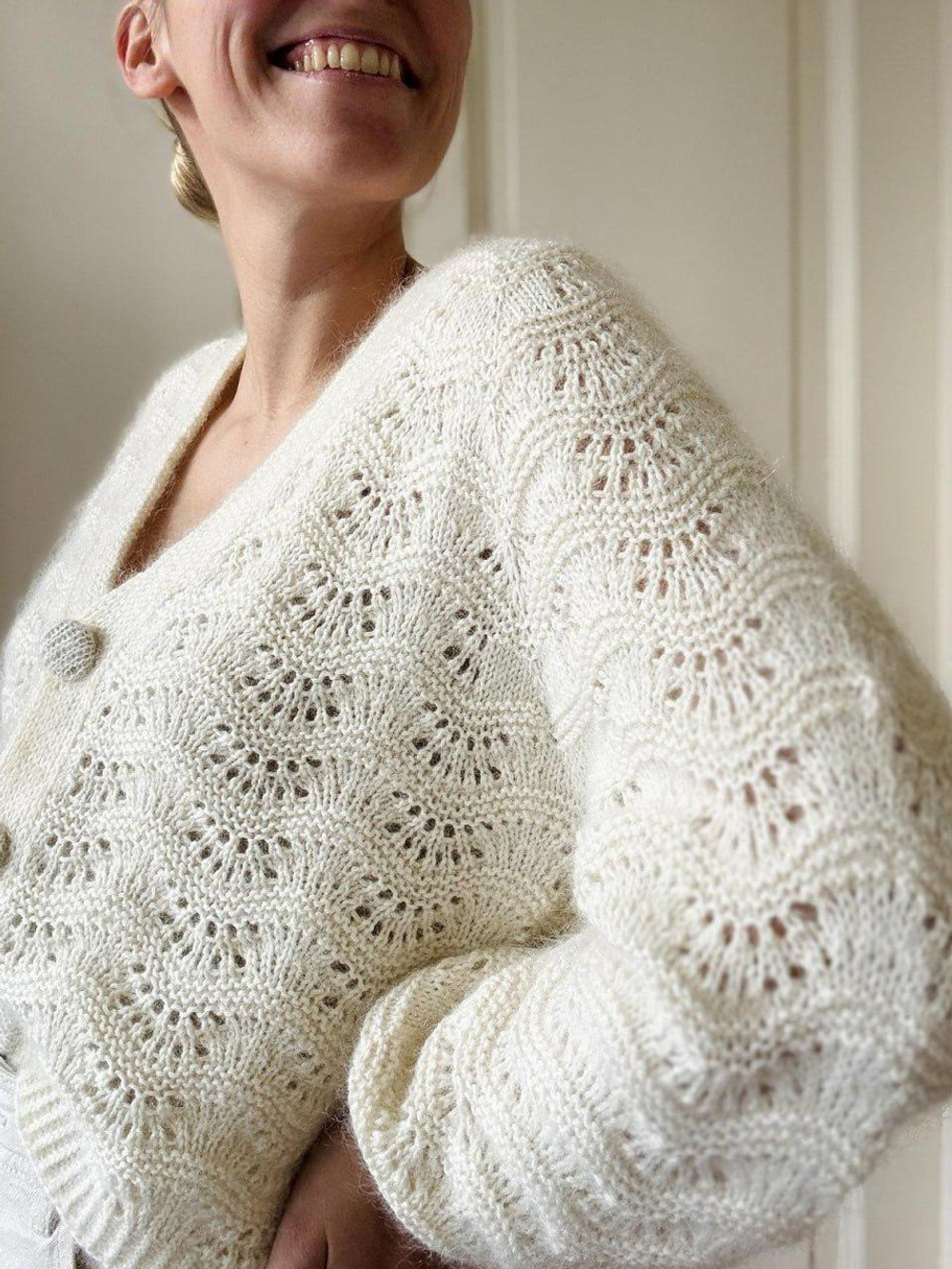 Описание по вязанию кардигана спицами "Jean"