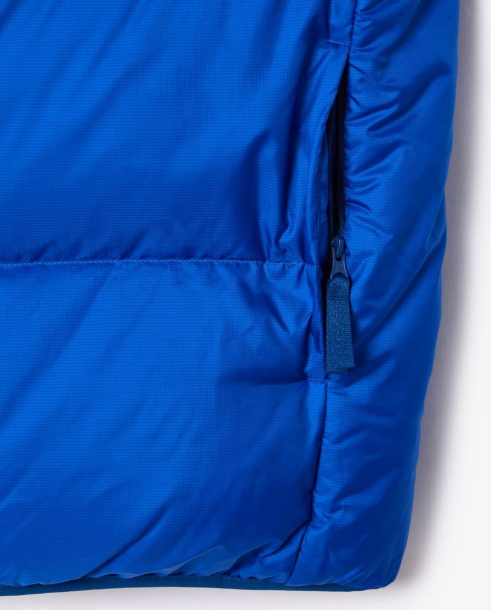 Мужская теннисная жилетка Lacoste Water-Repellent Short Puffed - небесный