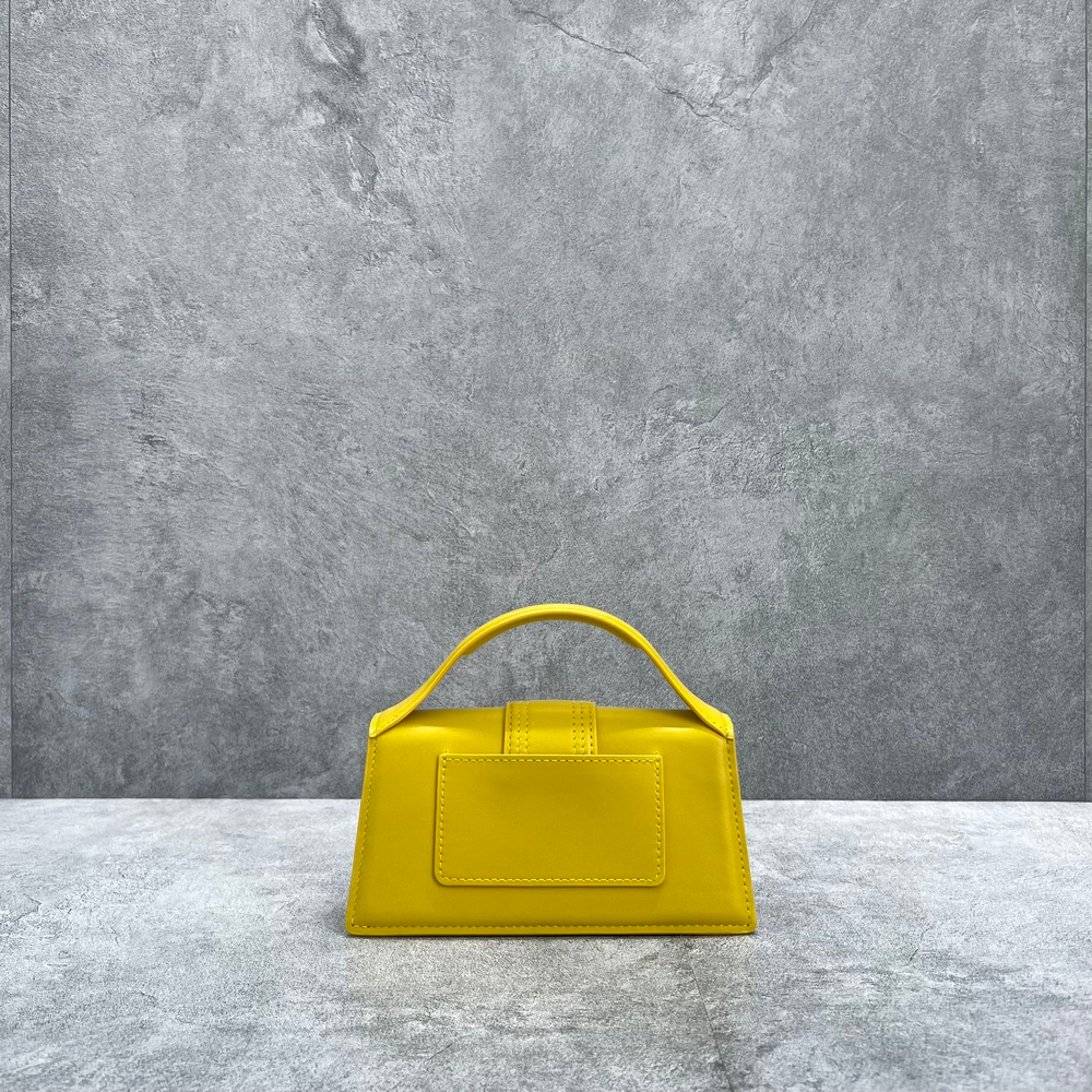 Jacquemus Le Bambino 17 cm