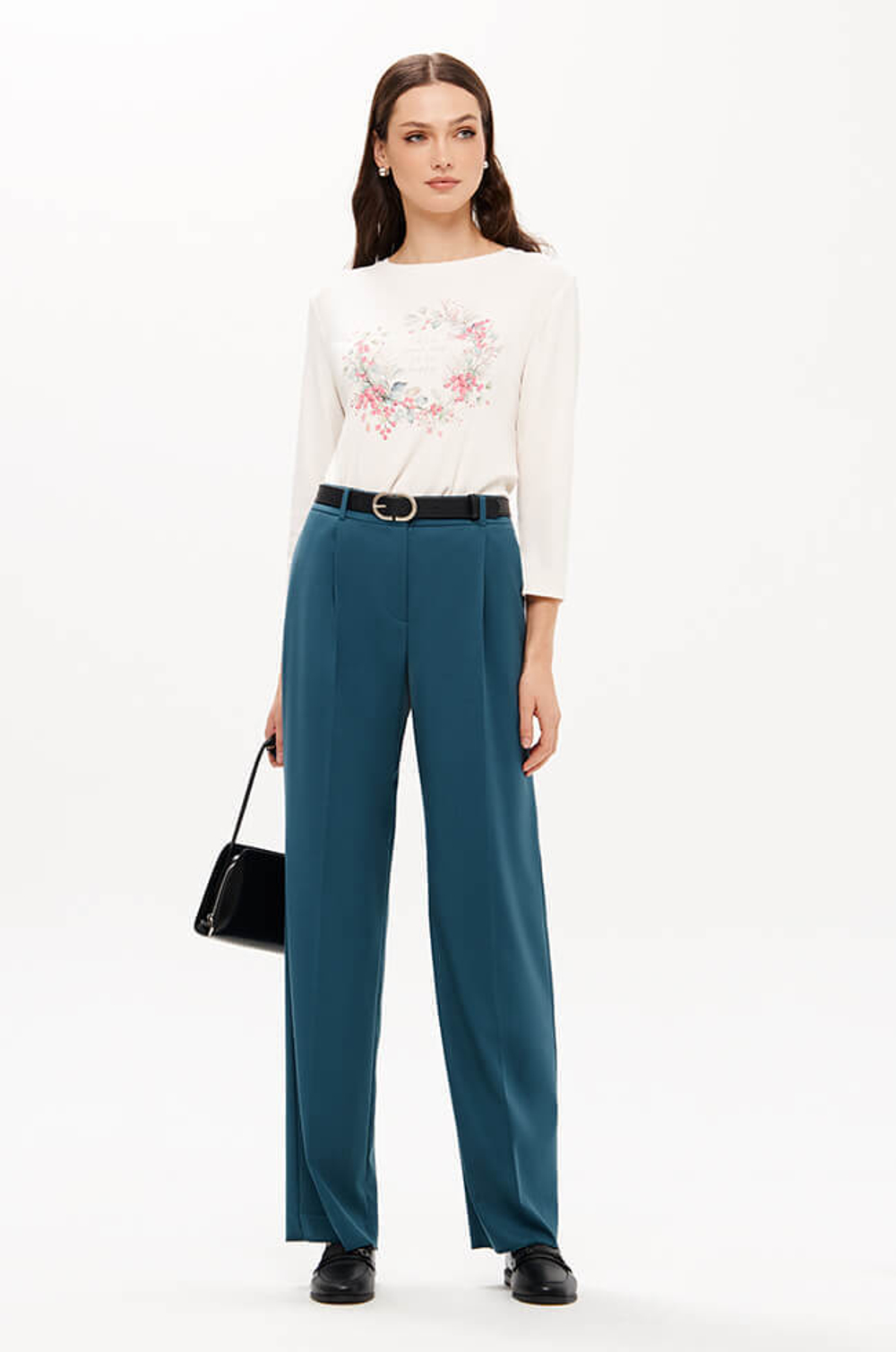 23392 Лонгслив женский (молочный)