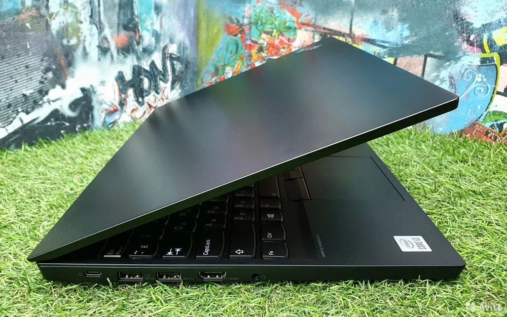 Ультрабук Lenovo i3-10110U/8Gb/ssd/ скупка