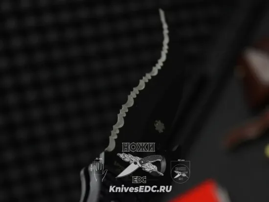 Складной нож Spyderco Matriarch 2 C12SBBK2W c клинком из стали VG-10, рукоять FRN