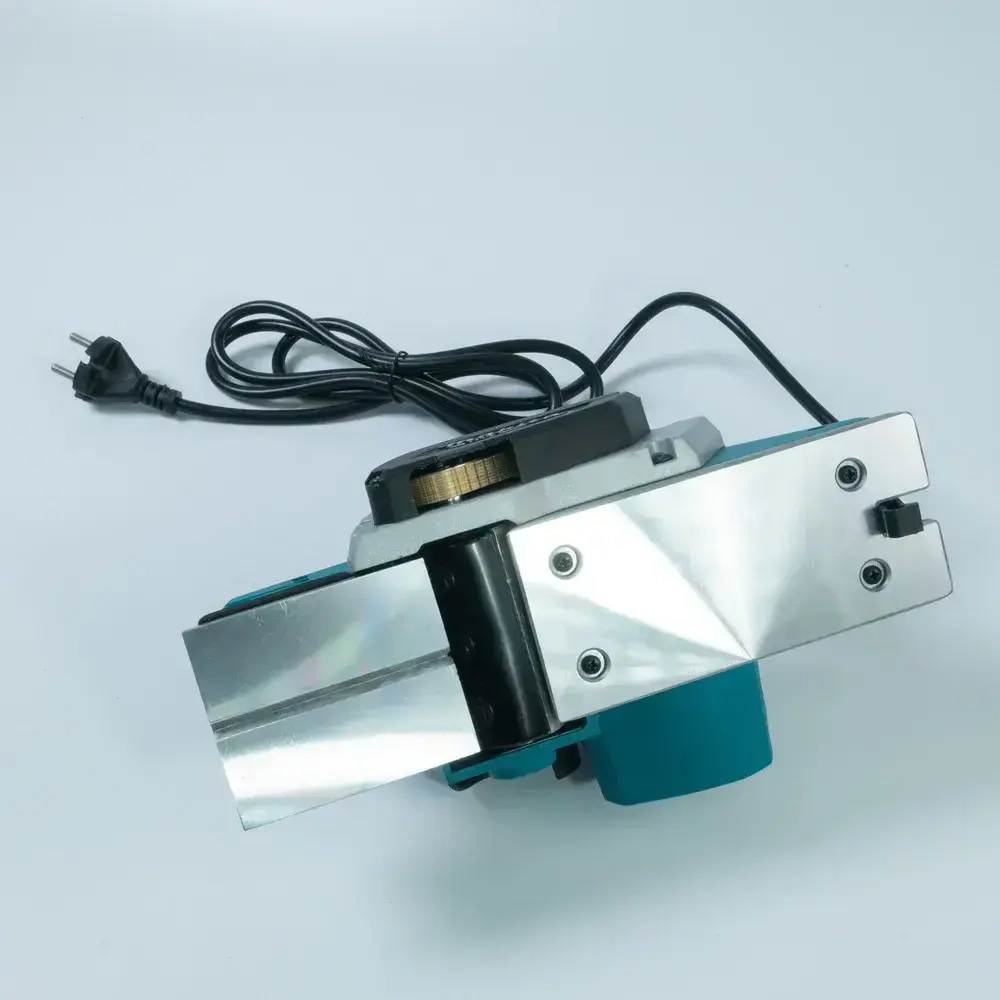 Электрорубанок Makita 82MM 620W