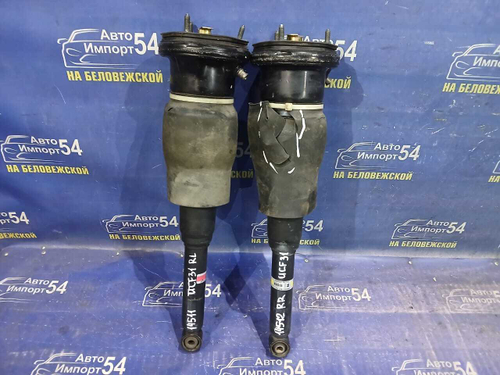 Стойка задняя левая TOYOTA CELSIOR 2000-2006