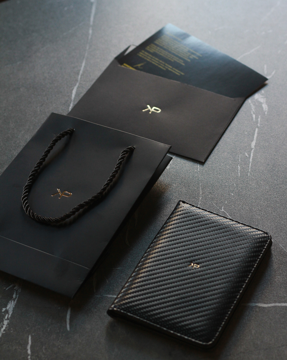 Обложка для автодокументов и паспорта из карбоновой кожи