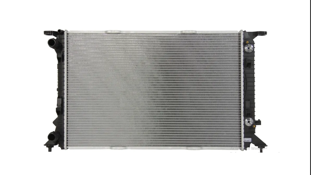 Радиатор охлаждения Porsche Macan