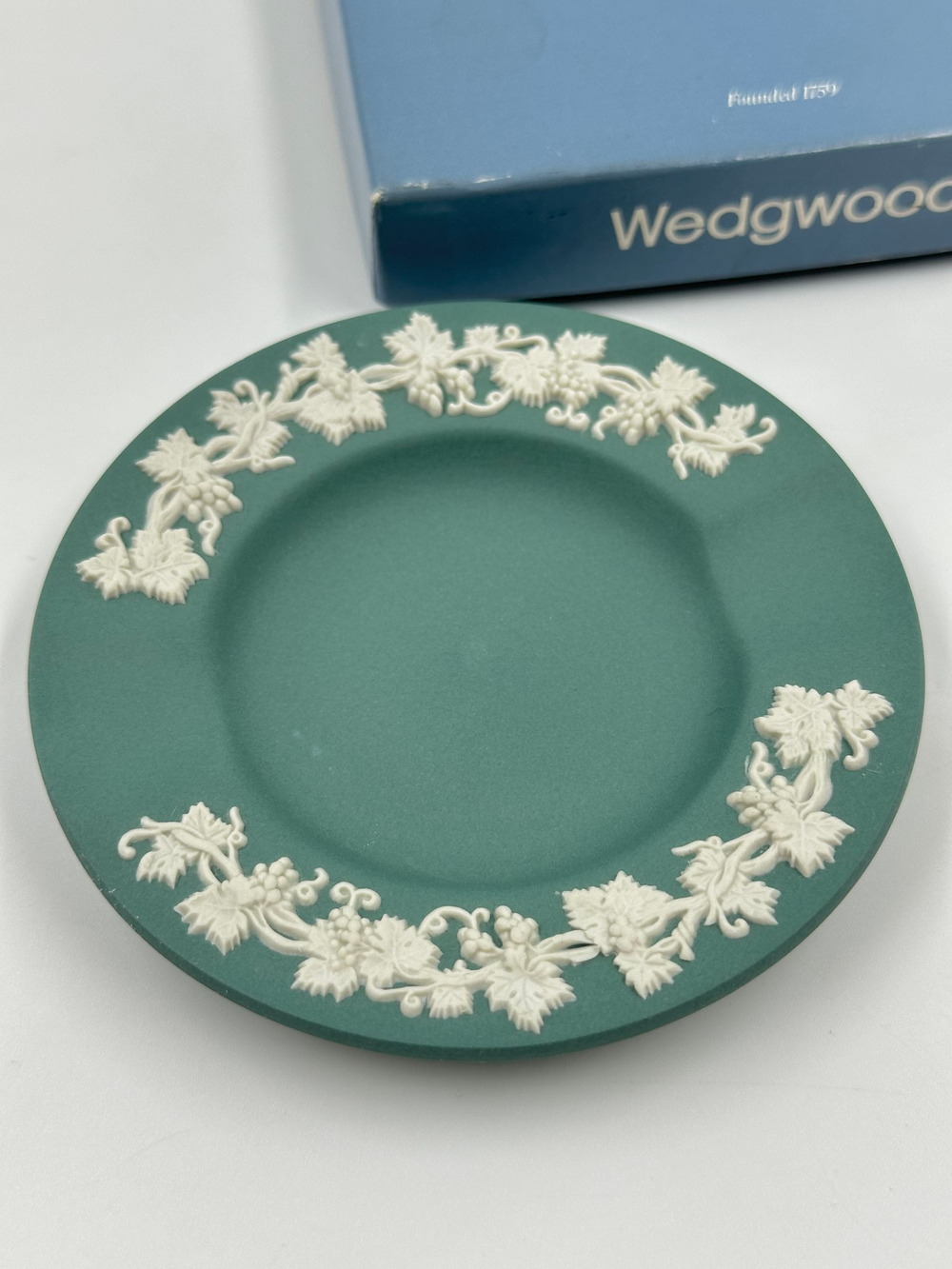 Пепельница тёмно-зелёная Wedgwood