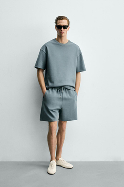 ZARA ФУТБОЛКА RELAXED FIT ИЗ ИНТЕРЛОКА, УТИНО-СИНИЙ