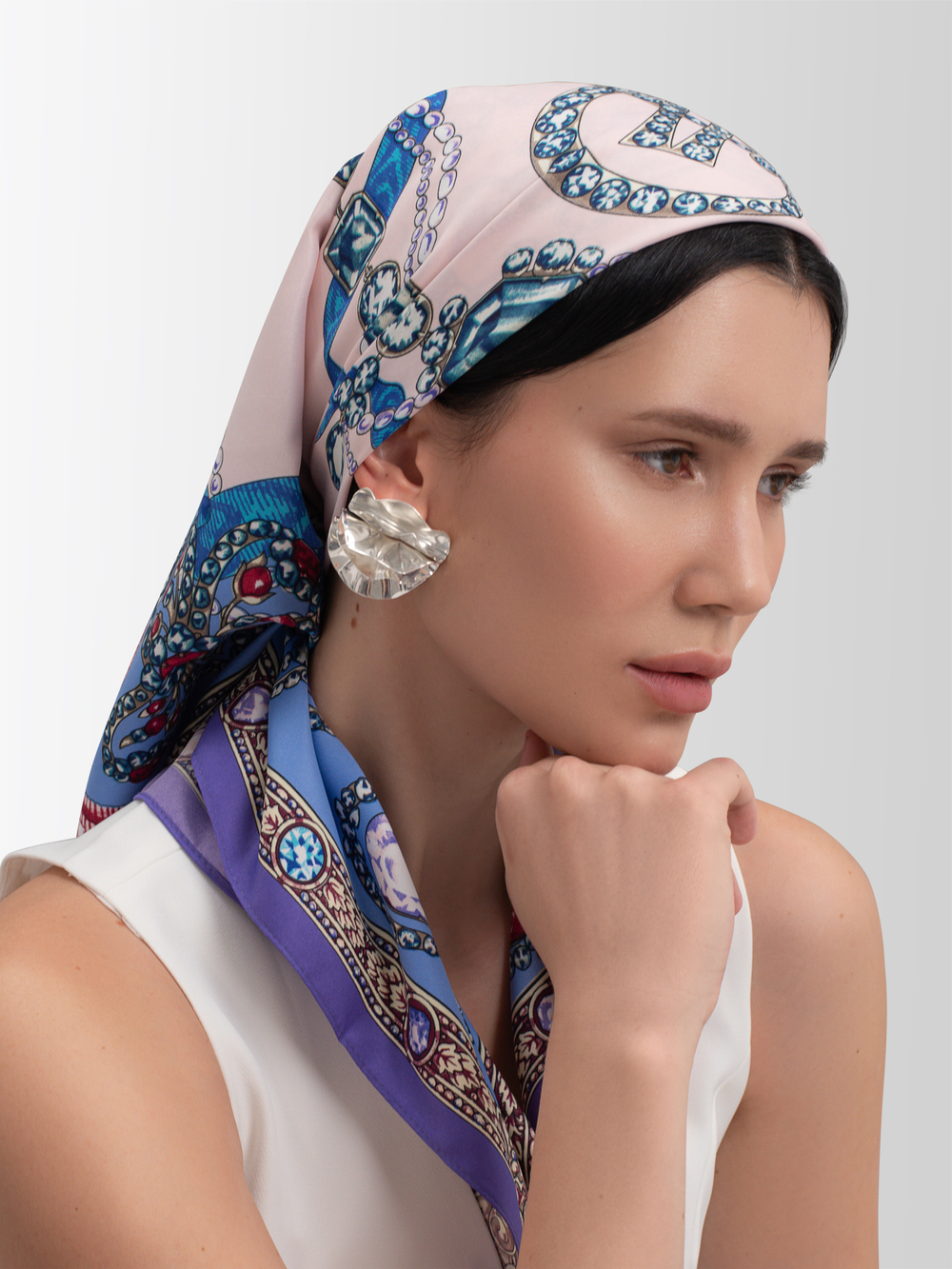 Платок «Драгоценности Екатерины Великой»