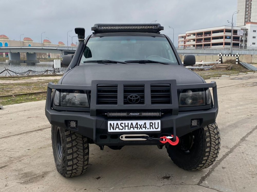 Toyota Land Cruiser 105