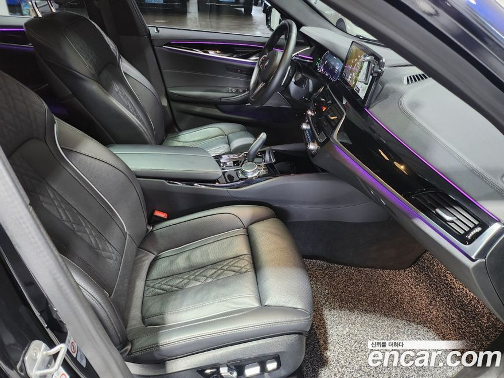 BMW 5 Series (G30) 530e M Sports (10.2021)