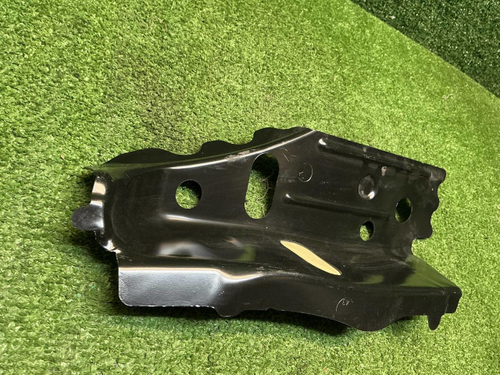 Полка брызговика левая Mini Hatch F56 (2013-2024)