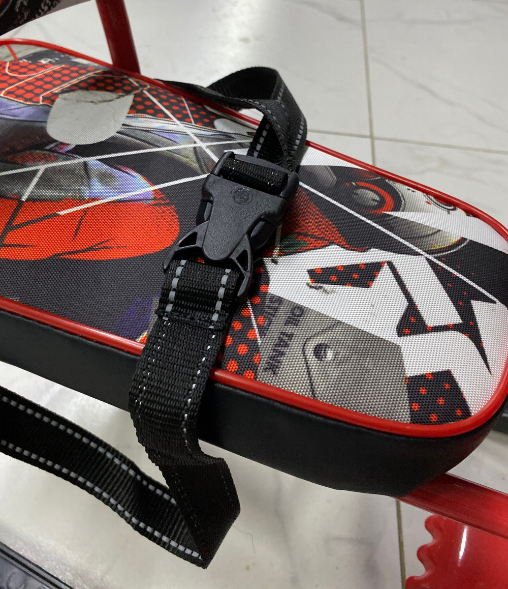 Снегокат «Twiny1+» Принт сиденья: экстрим (красный каркас) (арт. TW1+/Э)