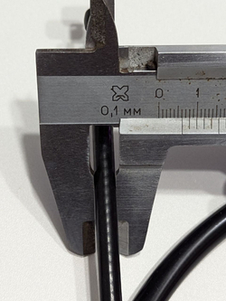 - Трос переднего тормоза CG/CB для скутера, мопеда длина троса 1300 мм, рубашки 1160 мм, резьба M6, чёрный