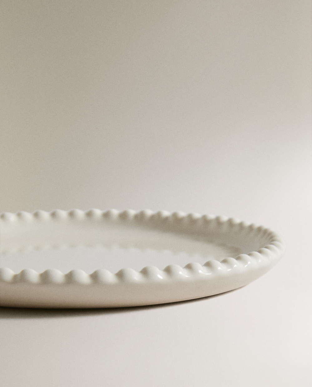 Zara Home Поднос из керамики, цвет бежевый, 11.5 см