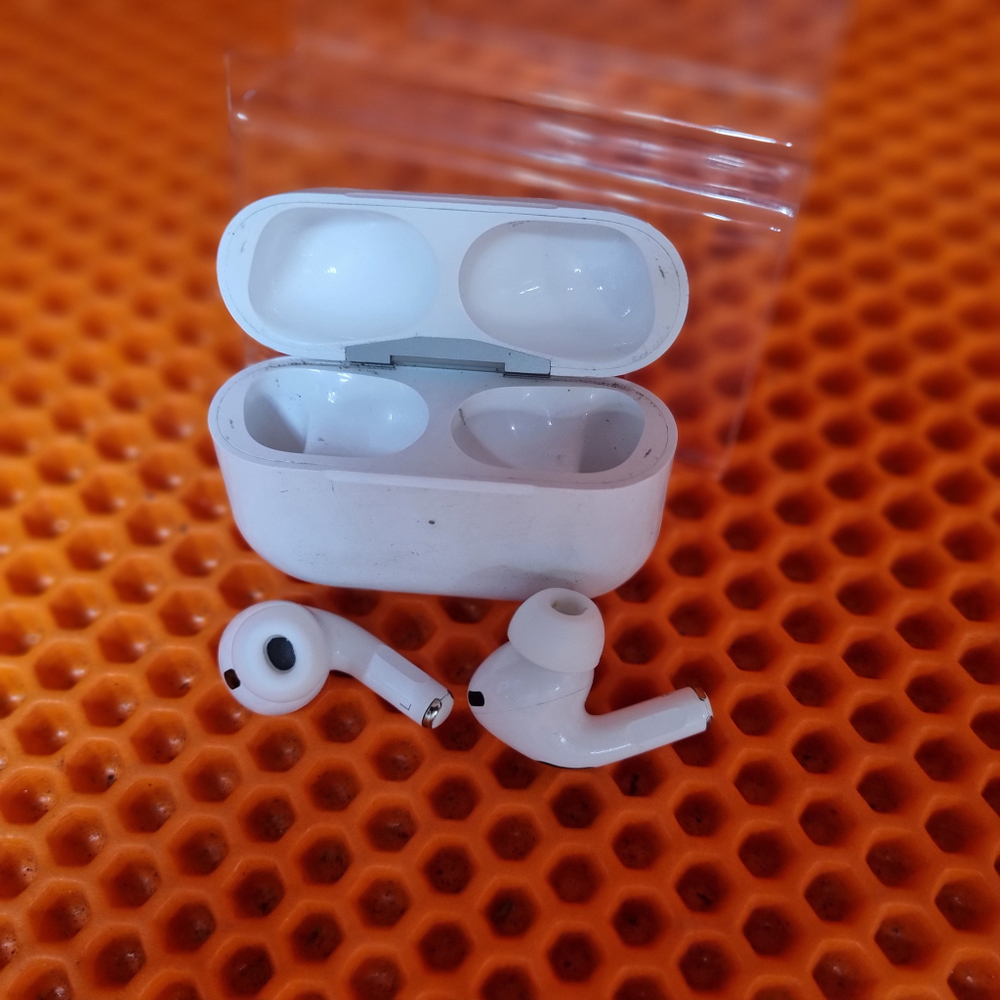 Наушники TWS AirPods Pro 2 копия