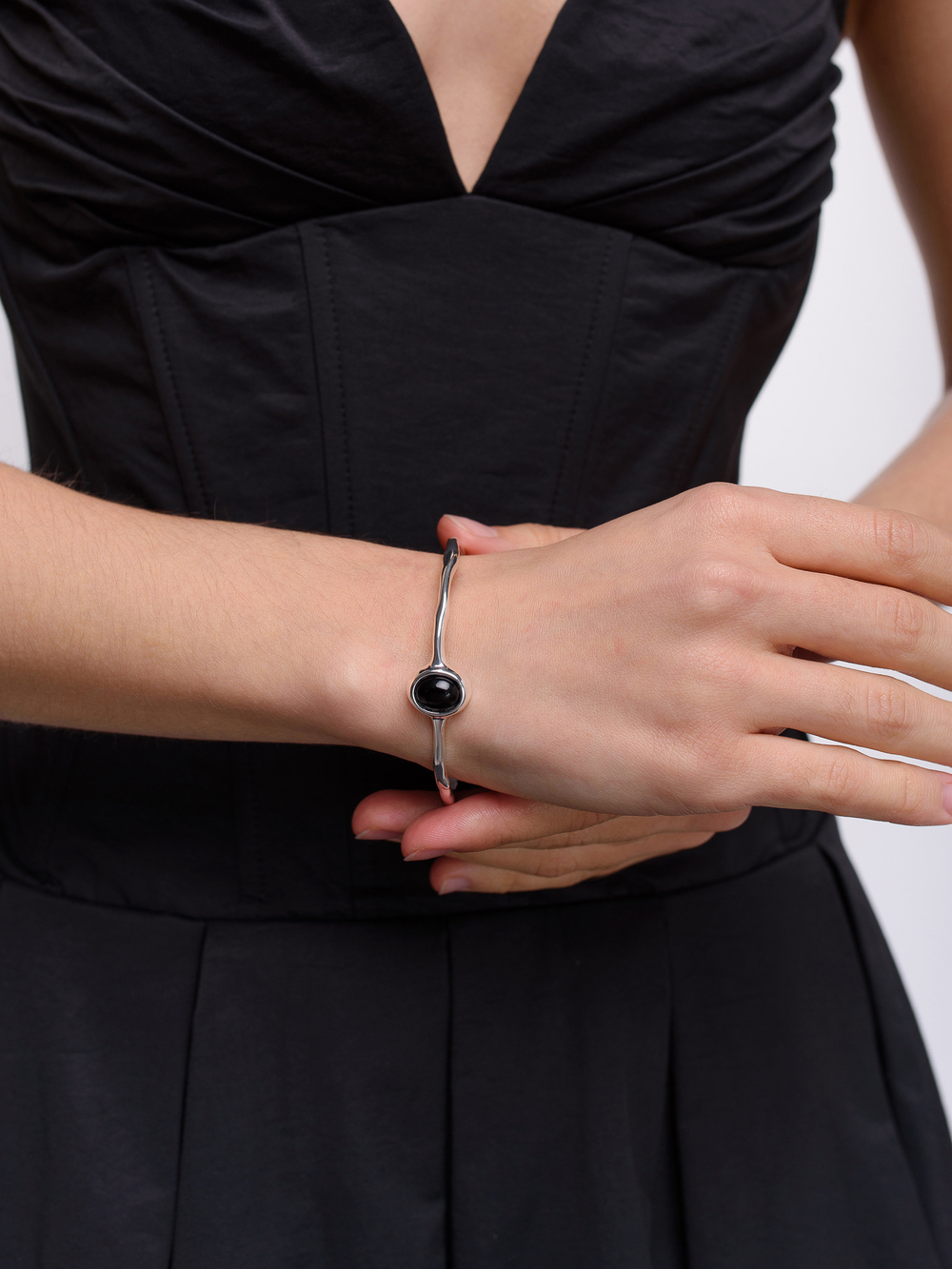 Браслет "Black stone" Silver