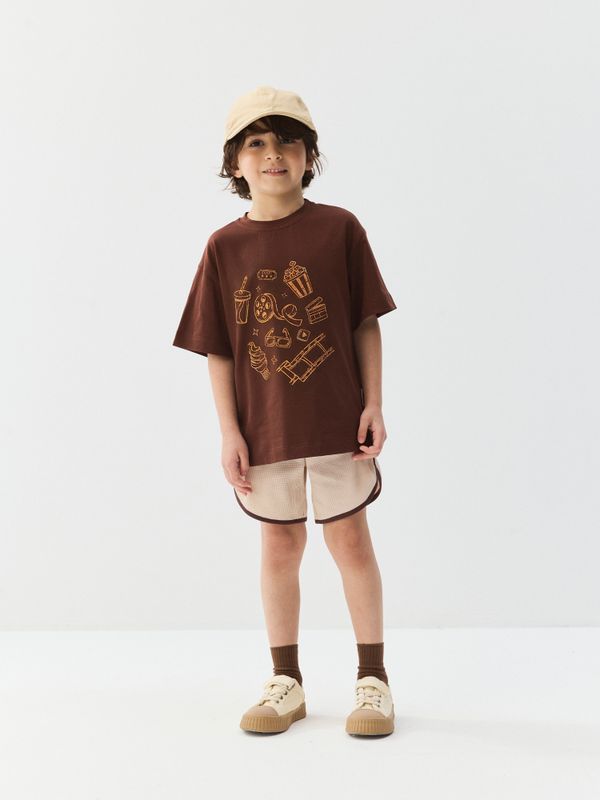 Шорты с окантовкой 