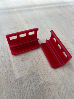 Защелка на боковые кофры 13,5л BRP Maverick R 715007372 красный - 2 штуки