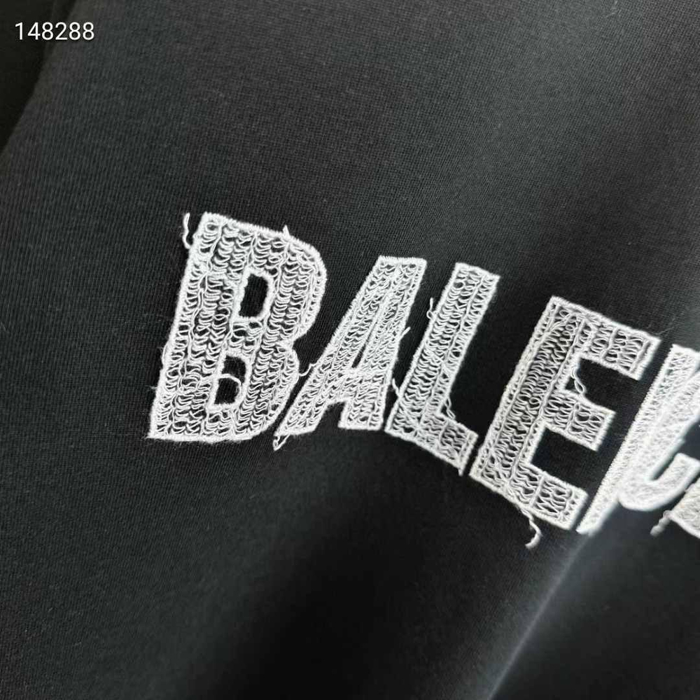 Футболка Balenciaga