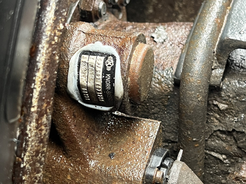 Суппорт задний правый