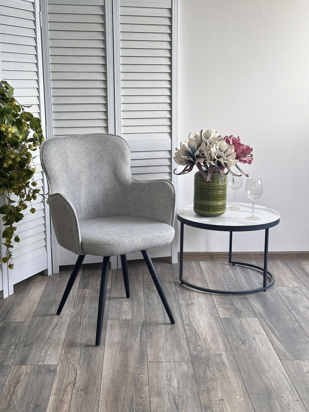 Стул М-City DISAUR Altair поворотный на поворотный на 360 градусов, Ns10 Серый, букле, Черный каркас,