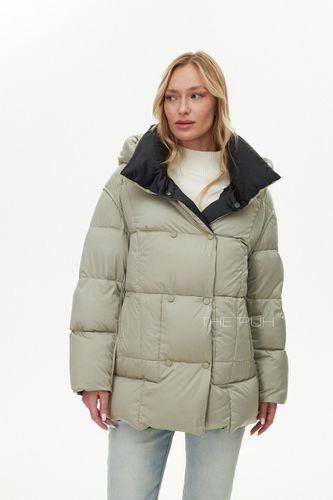 Двусторонний пуховик с капюшоном